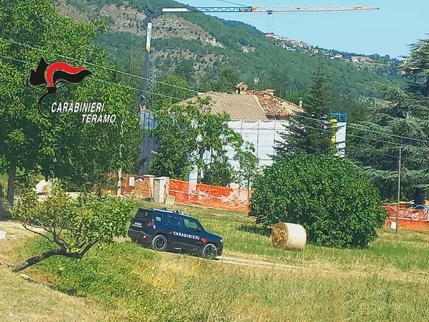 Civitella: rinvenuta, nel sottotetto di un immobile, una cassetta contenete circa 20 candelotti di esplosivo