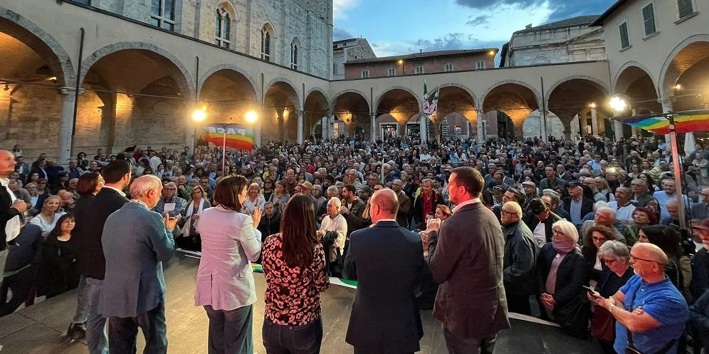 Ascoli Piceno - Elly Schlein in città per lanciare il centrosinistra: "Vinceremo le elezioni"