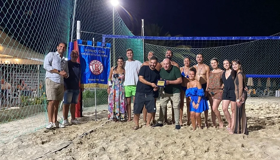 Grande successo per il RotaBeach, il torneo di beach volley di beneficenza organizzato dal Rotaract Club di San Benedetto del Tronto