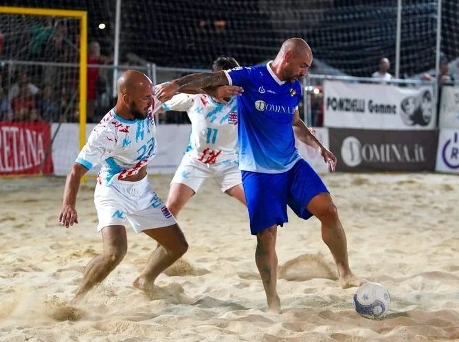 Mundial Beach Soccer, Italia sconfitta in semifinale: il primato sarà conteso tra Germania e Lussemburgo