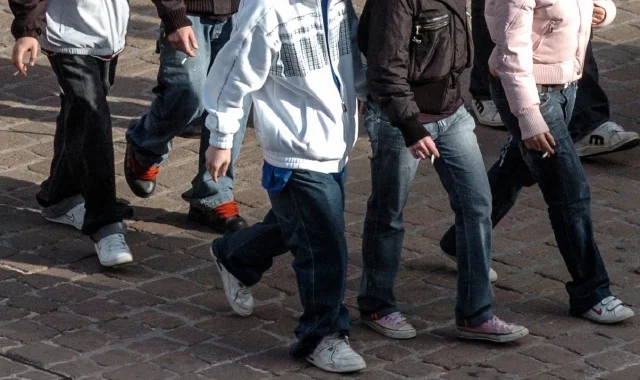 Viene picchiato da un gruppo di minorenni, 60enne finisce all'ospedale