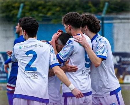 Anche dopo la nona giornata di ritorno rimane tutto immutato nel vertice classifica
