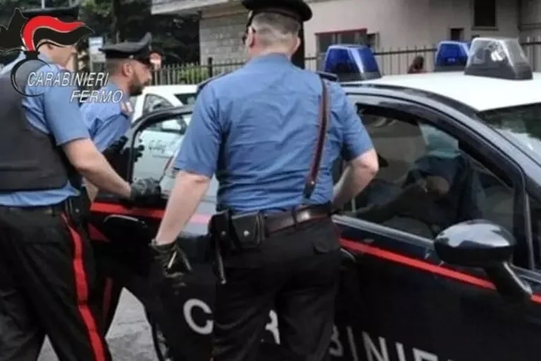 Evadono da domiciliari, un arresto e una denuncia a Montegranaro