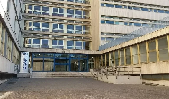 Ascoli Piceno - Storie di buona sanità: "Mia figlia snobbata dall'ospedale di Teramo e salvata al Mazzoni"