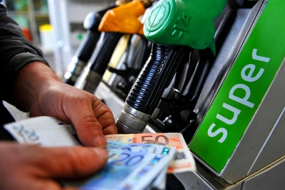 Caro carburante e bollo, agenti di commercio 'servono urgenti misure mirate per l'auto' 