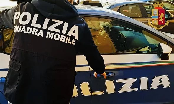 Dosi di cocaina in casa pronte per lo spaccio, arrestato 45enne