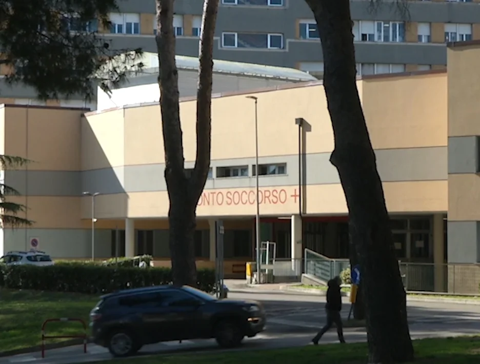 Tragedia a Roseto,16enne muore strangolato da una cintura. Si sospetta possa trattarsi di un gioco on line finito male