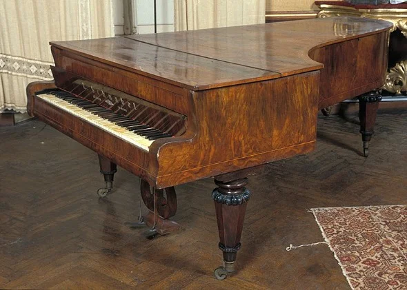 Palazzo Palmaroli apre le porte per una visita guidata, si potrà ammirare il pianoforte d’epoca suonato da Franz Liszt