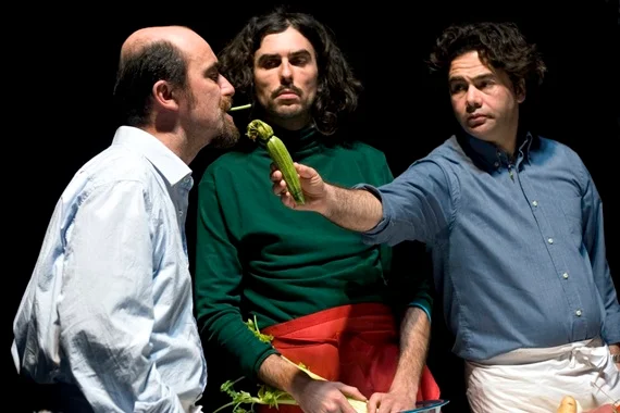 TEATRI INVISIBILI, VENERDÌ 30 OTTOBRE I SACCHI DI SABBIA IN “SANDOKAN O LA FINE DELL’AVVENTURA”