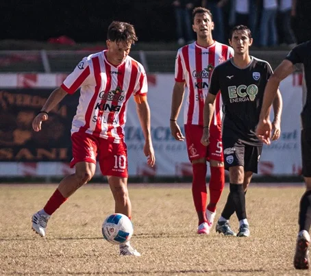 A dirigere il derby dell'8^giornata del girone F di Serie D Ancona - Fossombrone il sig. Burattini di Roma 1
