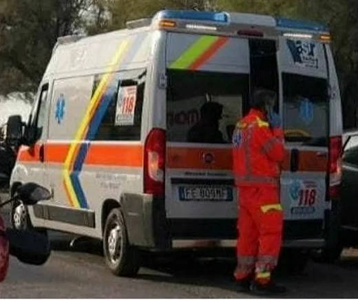 Nel Maceratese una moto si scontra con un capriolo, morto conducente 