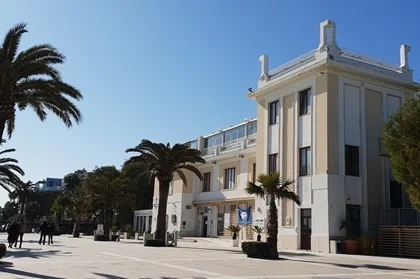 Kursaal, sospeso il bando per l’assegnazione dei locali commerciali