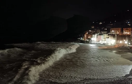 Forte mareggiata a Porto Recanati, allagate alcune strutture