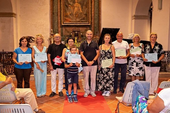  Il pianista cinese Yifan Wu suonerà martedì 25 agosto al FestivaLiszt nella chiesa di Santa Lucia. E’ il fenomeno musicale del momento, vincitore  del prestigioso Premio Busoni