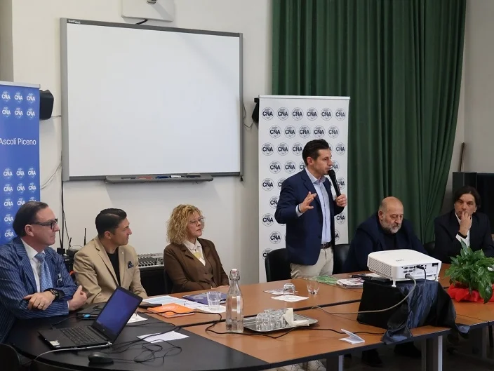 "Il benessere a tavola", la CNA di Ascoli Piceno e il dottor Mariani all'Iis "Ulpiani" per promuovere l'educazione alimentare