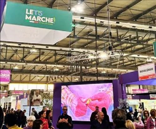 SUCCESSO DELLE ECCELLENZE MARCHIGIANE AD ARTIGIANO IN FIERA