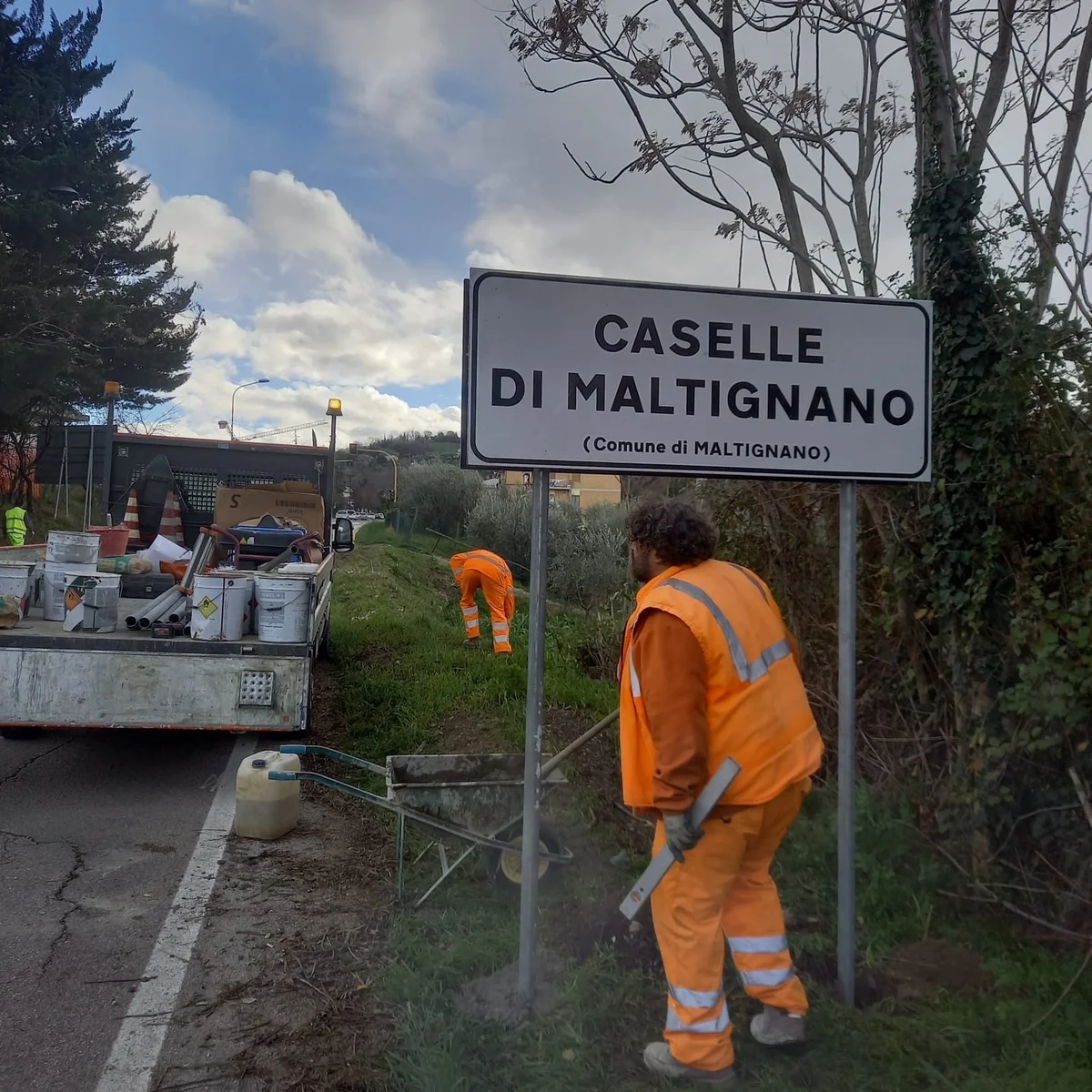 Maltignano - Cattivi odori nella frazione di Caselle, la protesta dei residenti