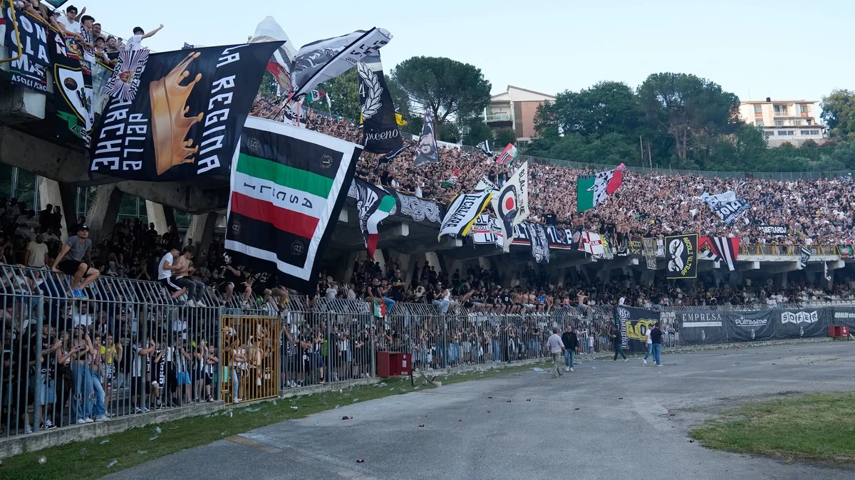 Ascoli Calcio - Il fattore Del Duca dietro al successo dei bianconeri
