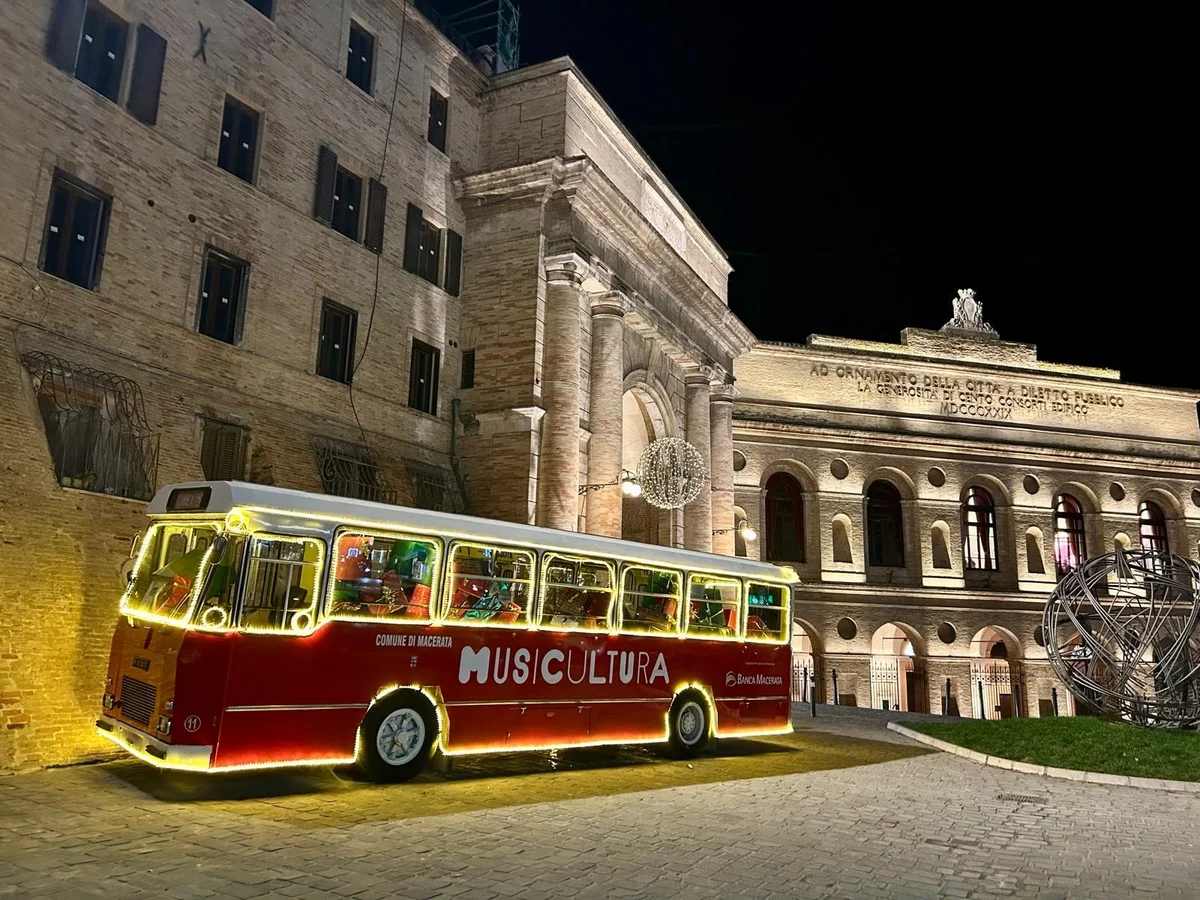MUSICULTURA: ARRIVA A MACERATA IL JINGLE BUS