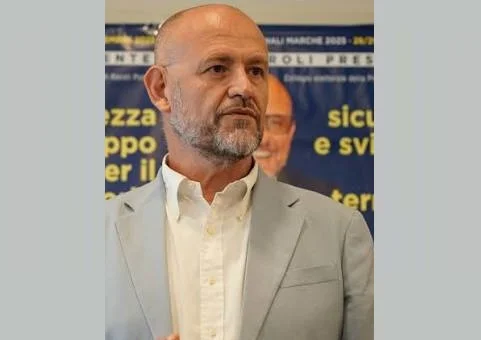 CUPRA MARITTIMA, UOMO MINACCIA IL SUICIDIO: DECISIVO L’INTERVENTO DEI CARABINIERI. IL PLAUSO DEL CONSIGLIERE REGIONALE ANDREA CARDILLI: «L’ARMA È PRESIDIO DI SICUREZZA, FIDUCIA E VICINANZA AI CITTADINI»