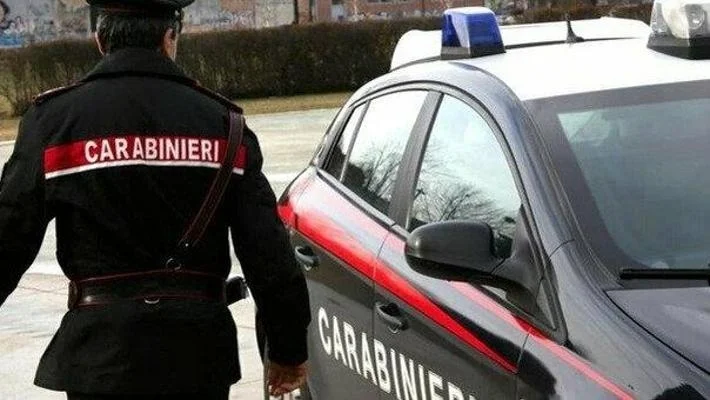 Aggredisce due infermieri nel Pronto Soccorso, arrestato un 19enne