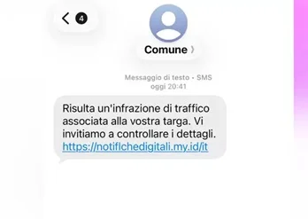 Tolentino, allarme SMS truffa: falsi avvisi di infrazioni stradali a nome del Comune 