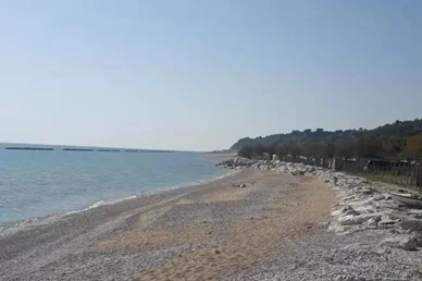 Donna deceduta in mare, il corpo a ridosso della scogliera di Marina Palmense