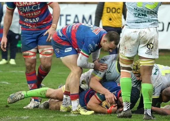8^ GIORNATA SOLADRIA SERIE A ÉLITE, IL VALORUGBY SI PRENDE LA VETTA DEL CAMPIONATO E ROVIGO RAGGIUNGE PETRARCA E VIADANA AL SECONDO POSTO