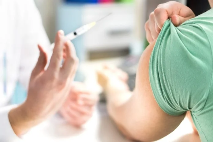 PARTE MERCOLEDÌ 8 OTTOBRE LA CAMPAGNA VACCINALE ANTI-INFLUENZALE E SARÀ POSSIBILE VACCINARSI ANCHE CONTRO IL COVID-19