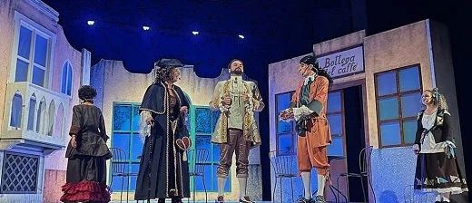 IL GRANDE TEATRO DI GOLDONI NELL'ESTATE DI ACQUAVIVA PICENA. ALLA FORTEZZA VA IN SCENA "LA BOTTEGA DEL CAFFÈ" DI CARLO GOLDONI