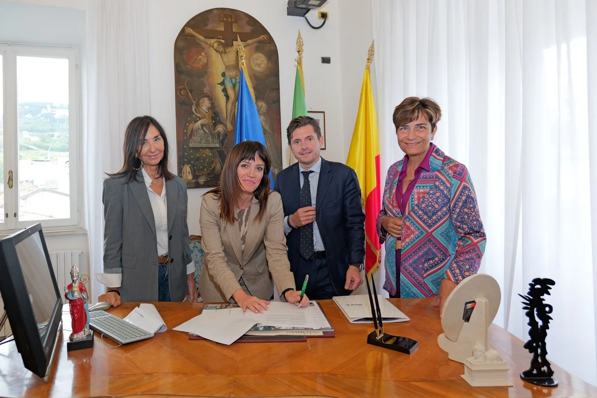 Il Comune di Ascoli e l'Isc Don Giussani-Monticelli" sottoscrivono il "Patto educativo di quartiere"