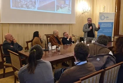 Costruiamo un villaggio per capire l’Intelligenza Artificiale