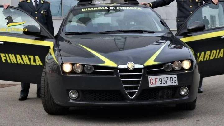 Sequestrati 200 grammi di cocaina. Arrestato lo spacciatore privo di permesso di soggiorno