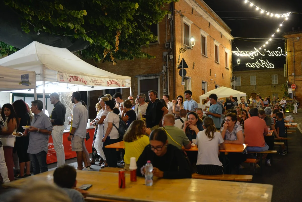 Sant’Angelo DiVino, il borgo maceratese ha incantato turisti ed appassionati
