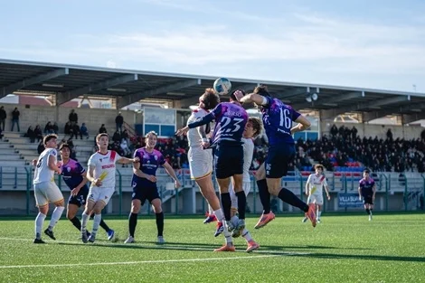 Il sig. Adam Collier di Gallarate è l'arbitro designato a dirigere il derby Ancona - Maceratese