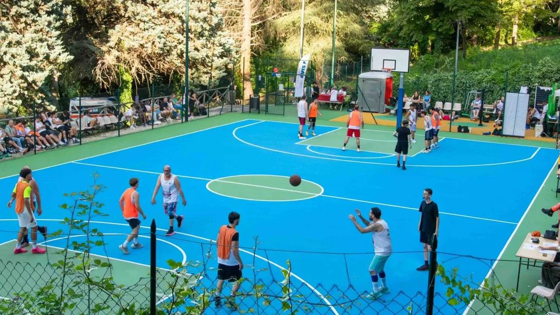 “THE CAGE Tofare Edition: La forza dei giovani va a Canestro”