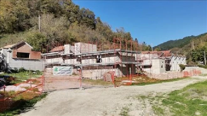 Edilizia cimiteriale, decreti nel Piceno e nel Maceratese: a Visso parte l’intervento da 4,5 milioni