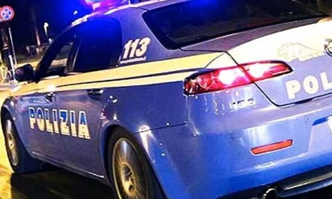 Ferita da arma da taglio, soccorso un uomo a Fermo