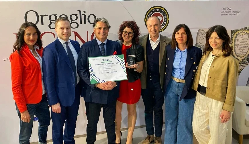 Vinitaly 2025 – Il Conte Villa Prandone vince il premio "Talenti & Imprese" 2025