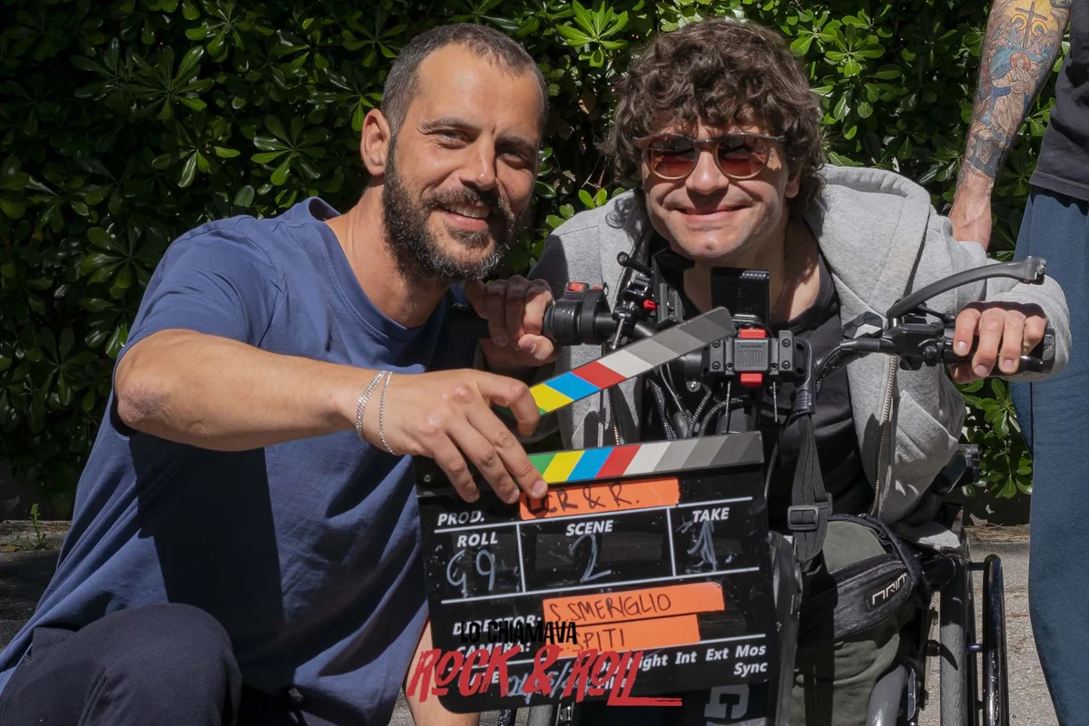 "Lo chiamava rock & roll": il film ambientato nelle Marche e distribuito da Medusa sarà in sala dal 16 aprile in tutta Italia