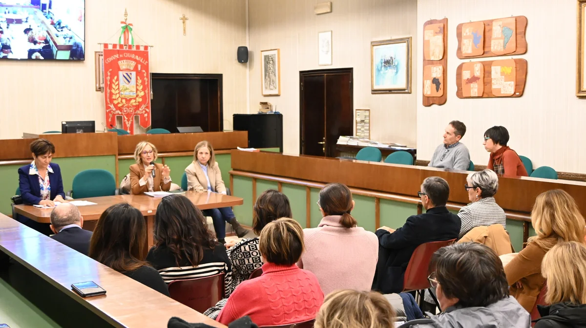 CHIARAVALLE, L’INCONTRO PUBBLICO SULL’ACCORPAMENTO DEGLI ISTITUTI MONTESSORI E MONTALCINI