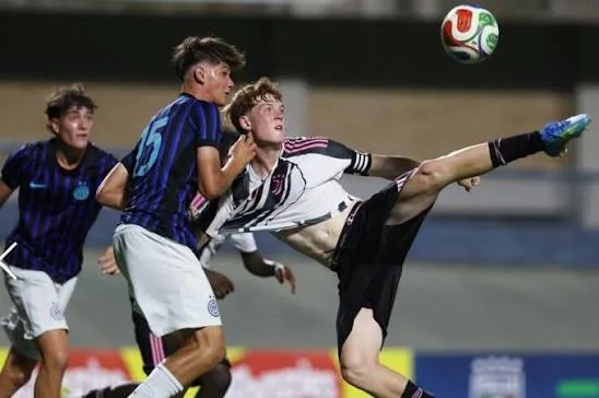 A dirigere il match dell'8° giornata del girone B di Promozione Azzurra Colli - Azzurra Mariner è il sig. Persichini di Macerata