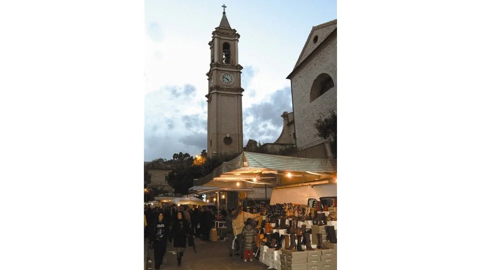 La fiera di San Martino fa il pieno di ambulanti