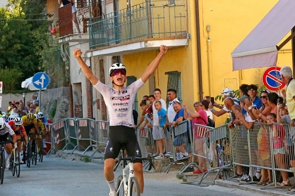 Stoccata vincente a Fiuminata: Alessandro Senesi protagonista al 44° Trofeo Sirio Castellucci – Gara Alta Valle del Potenza