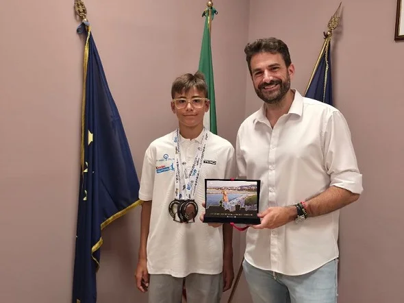 CIRCOLO NAUTICO SAMBENEDETTESE, Giorgio Nibbi ricevuto dal sindaco Nicola Mozzoni