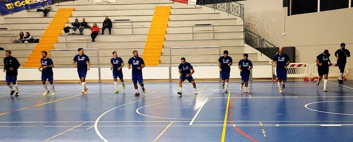 La Tecno Riviera delle Palme espugna il campo di Caselle e consolida il suo primato nella classifica di serie D di calcio a cinque.