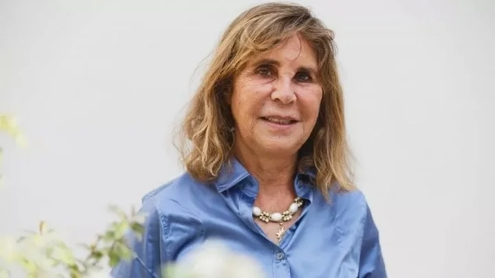 Mirella Serri al Circolo Nautico di San Benedetto del Tronto con "Nero indelebile"