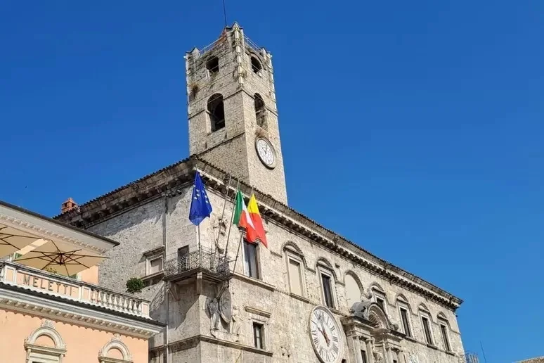 Cardilli (FdI): "Corso Infermieristica ad Ascoli Piceno non è a rischio"