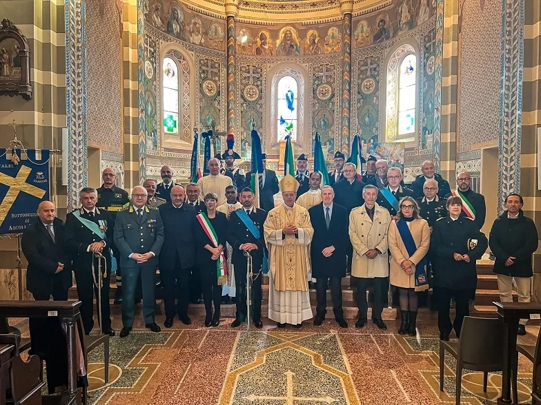 ASCOLI PICENO: I  CARABINIERI FESTEGGIANO LA “VIRGO FIDELIS” PATRONA DELL’ARMA DEI CARABINIERI.