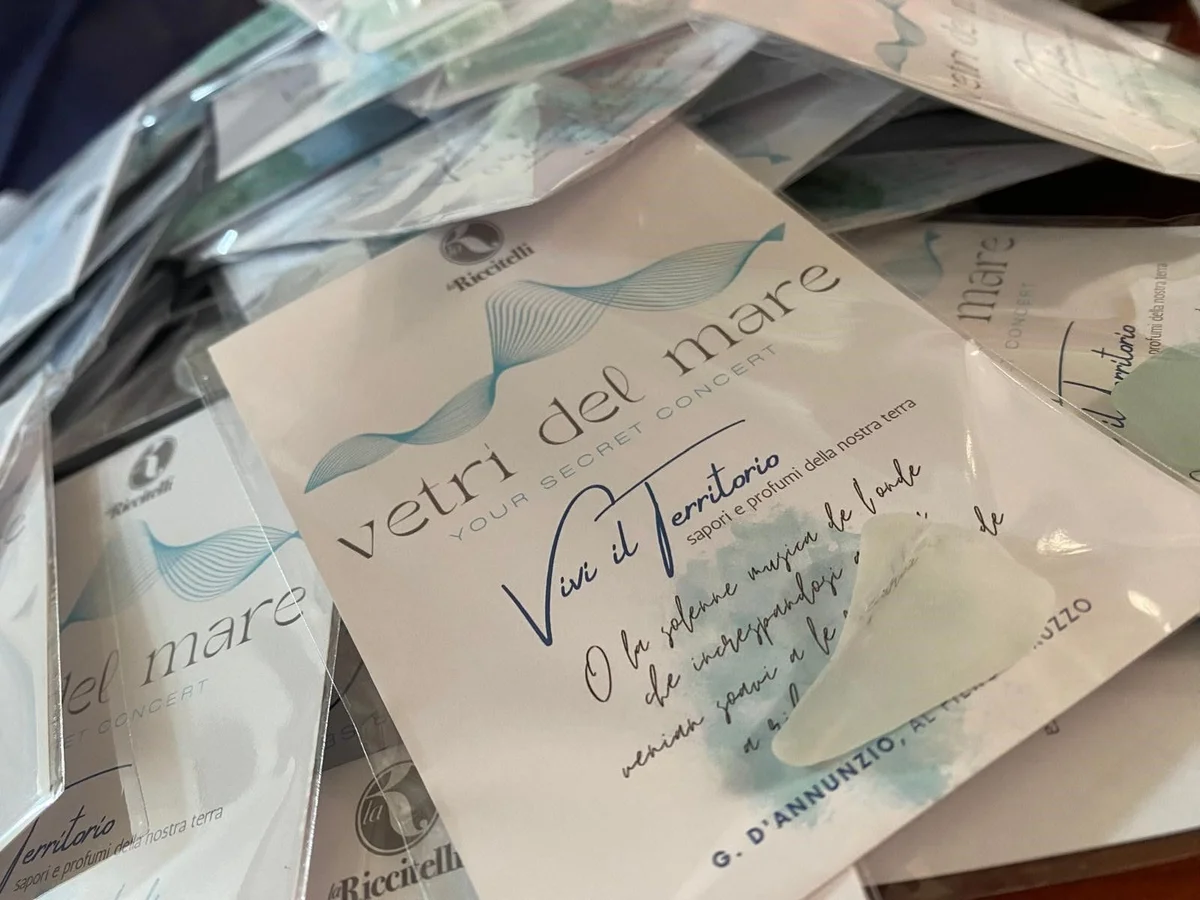 "Vetri del mare": il “secret concert” della Riccitelli…a Giulianova tra musica, cibo e mare